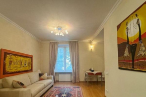 Central Elegant Apartment
